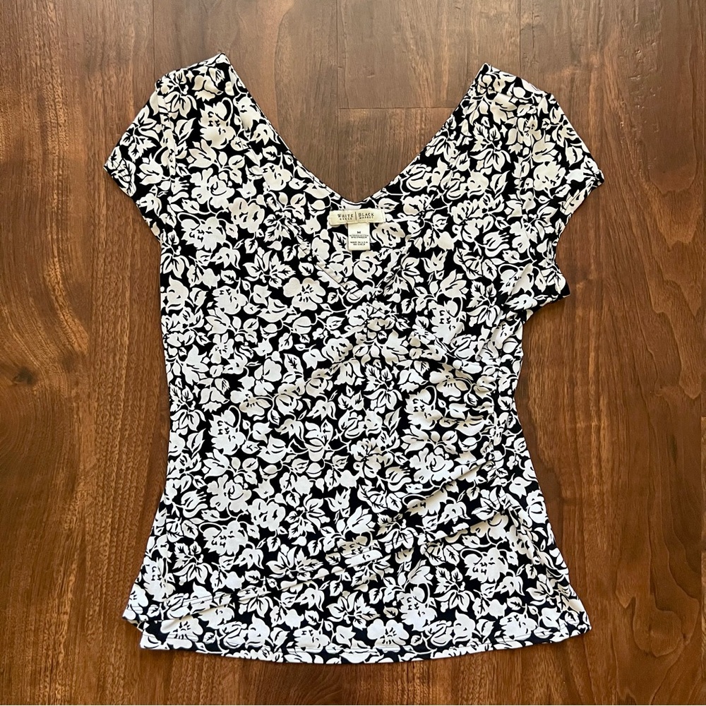 White House Black Market Black and White Floral Blouse